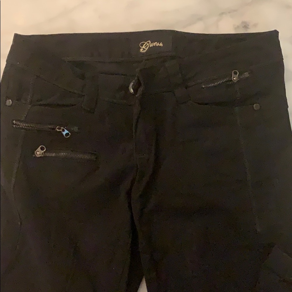 Guess Jeans - Picture 2 of 3
